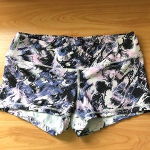 Medium FLEO Shorts